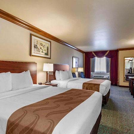 Quality Inn & Suites Denver Airport - Gateway Park Aurora Exteriör bild