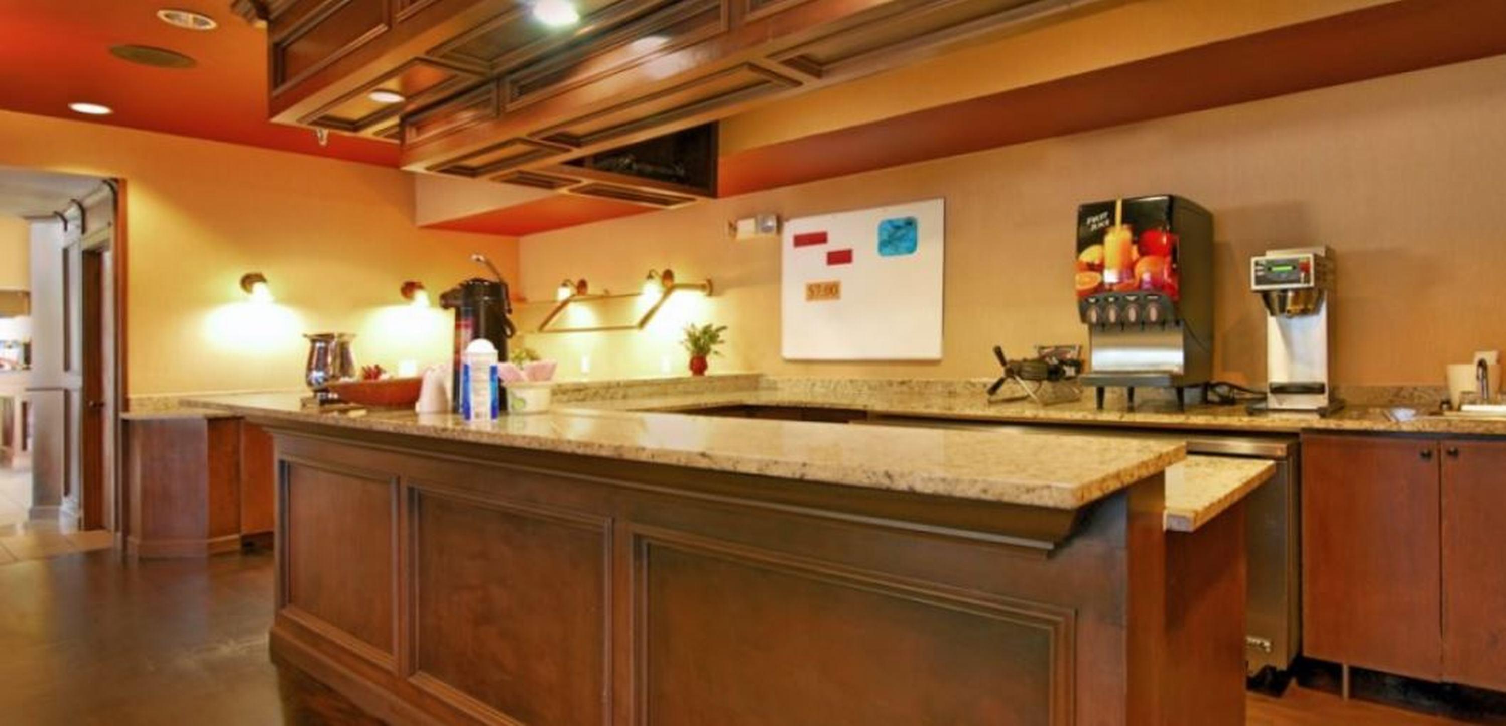 Quality Inn & Suites Denver Airport - Gateway Park Aurora Exteriör bild