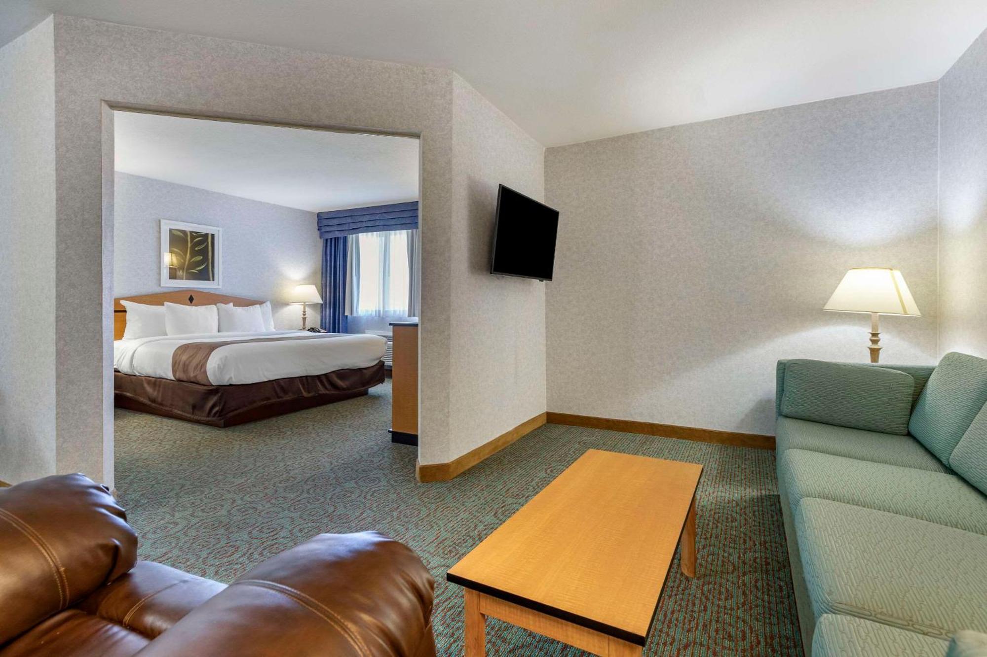 Quality Inn & Suites Denver Airport - Gateway Park Aurora Exteriör bild