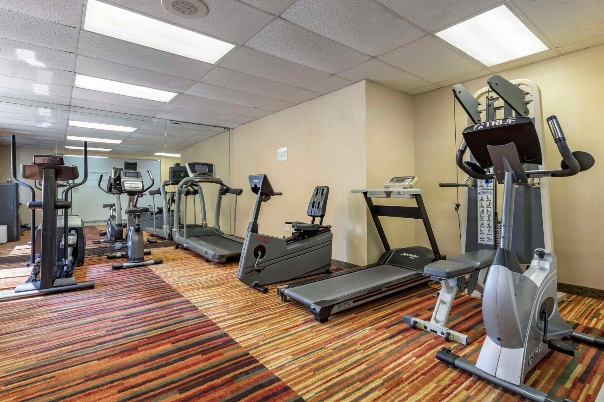 Quality Inn & Suites Denver Airport - Gateway Park Aurora Exteriör bild