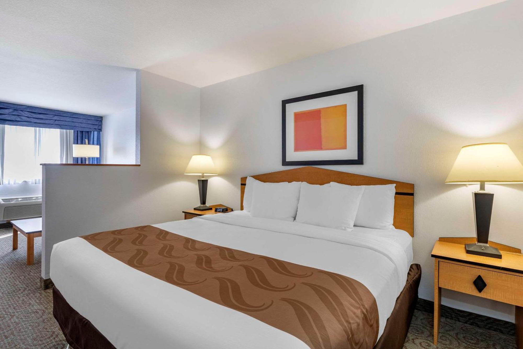 Quality Inn & Suites Denver Airport - Gateway Park Aurora Exteriör bild