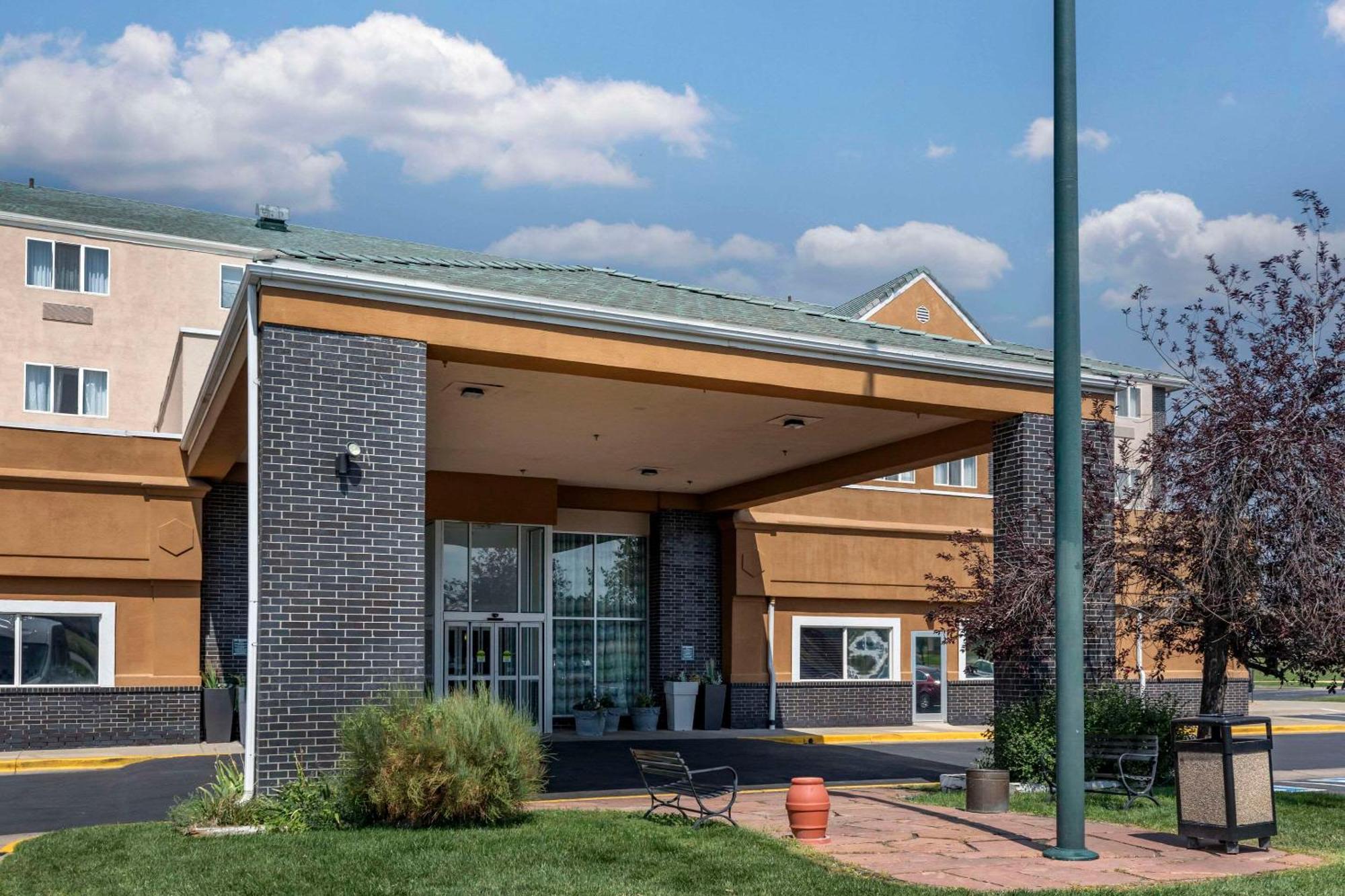 Quality Inn & Suites Denver Airport - Gateway Park Aurora Exteriör bild