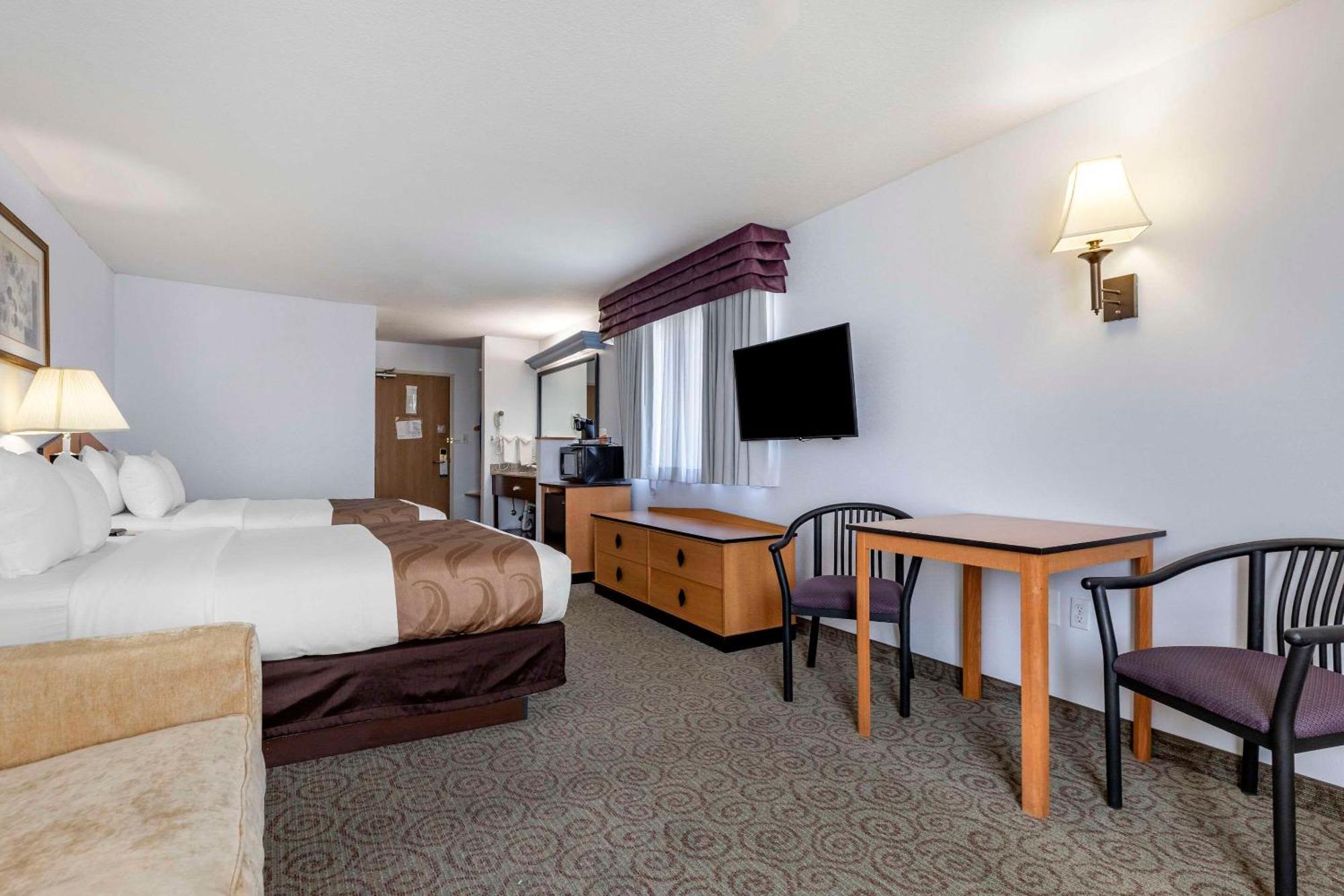 Quality Inn & Suites Denver Airport - Gateway Park Aurora Exteriör bild